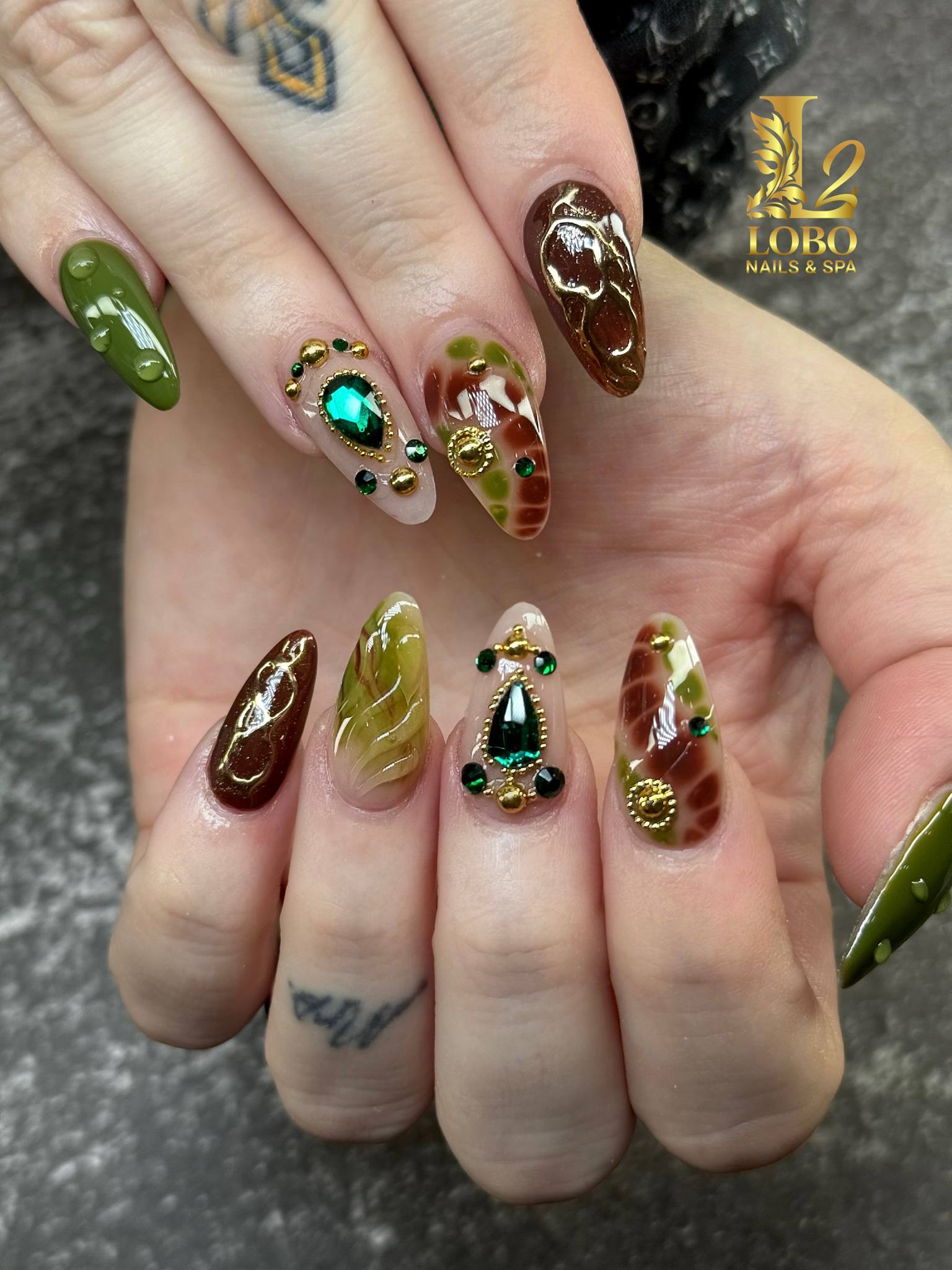 Lobo Nails & Spa Salon 2 in Glendale, AZ 85308